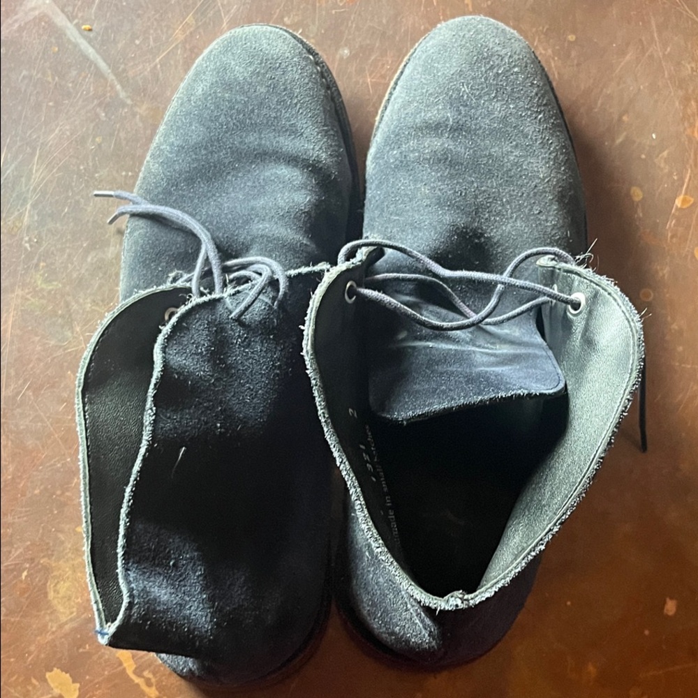 Thursday Everyday Black Shoes